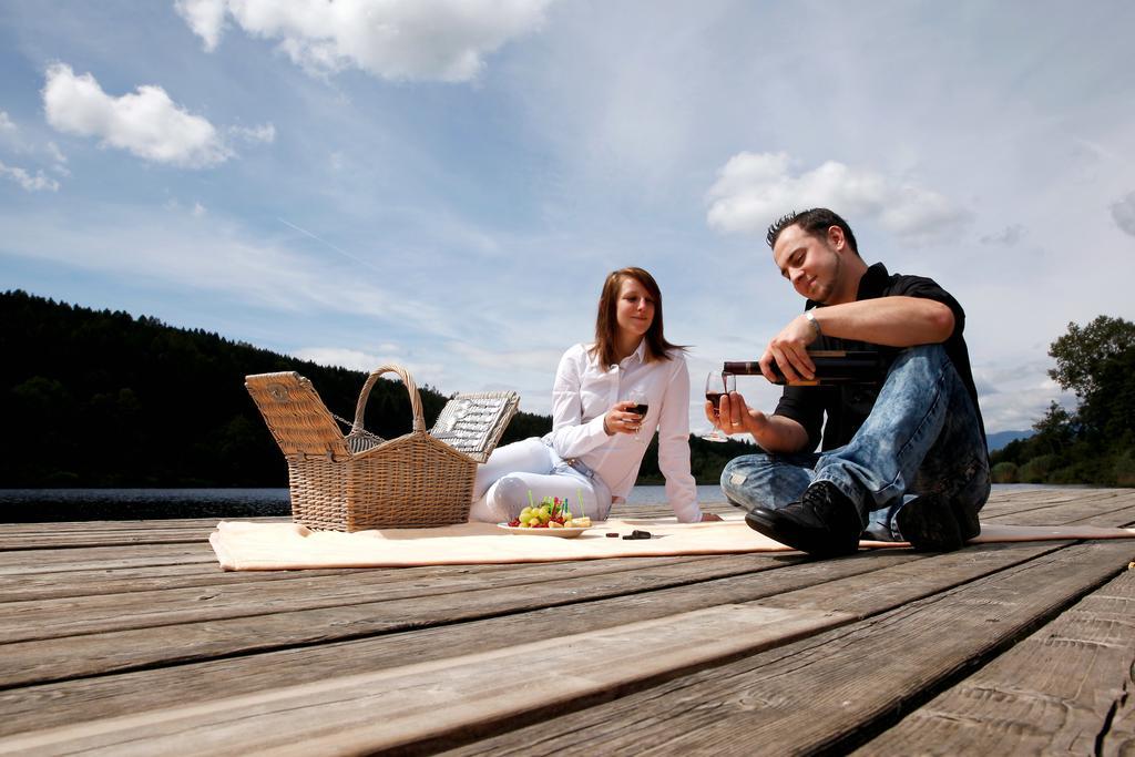 Sonnenhotel Hafnersee คอทชาค อัม ซี ภายนอก รูปภาพ